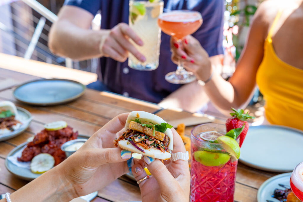 Pub, Rooftop Bar & Beer Garden to Harlow, Richmond